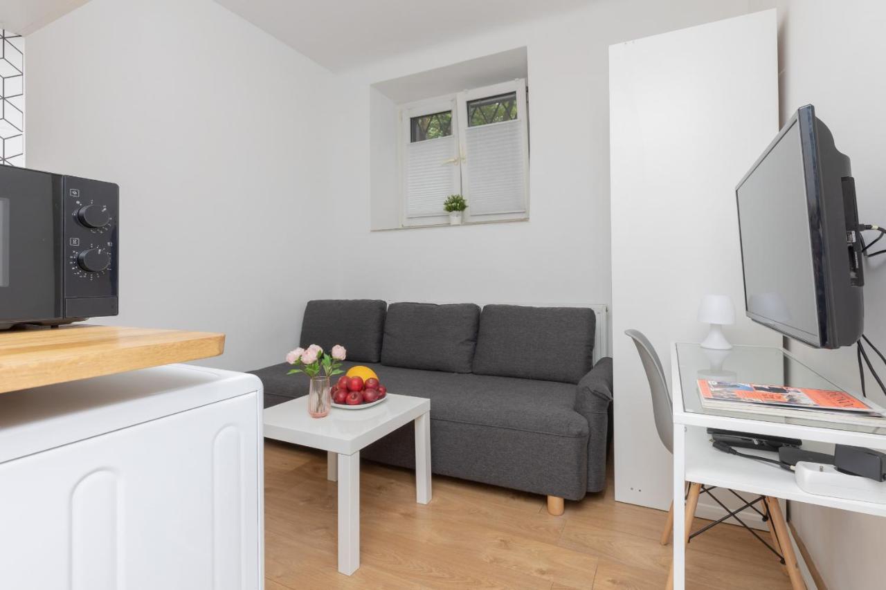 Micro Apartment Near Fort Mokotow By Noclegi Renters Varsavia Esterno foto